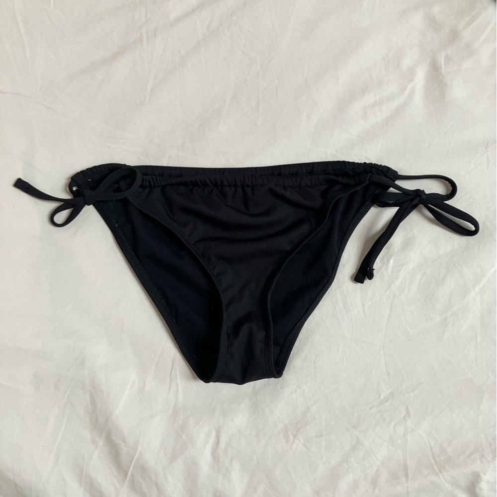 Shade & Shore Black Ribbed Bikini Bottom